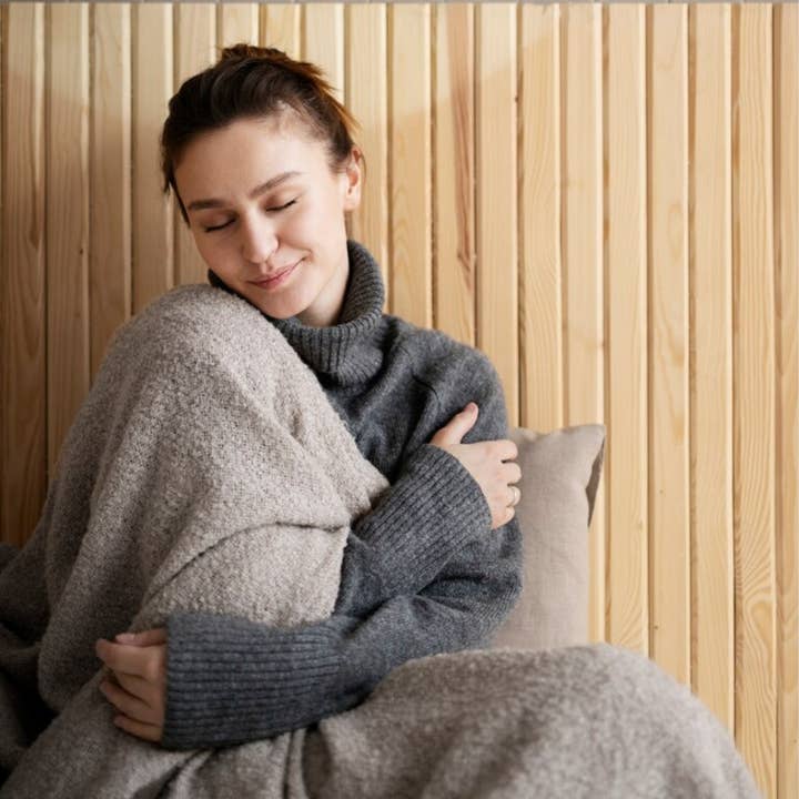 Cloud Nine Soft Throw: Woven, MicroFiber for wholesale by Pro Towels