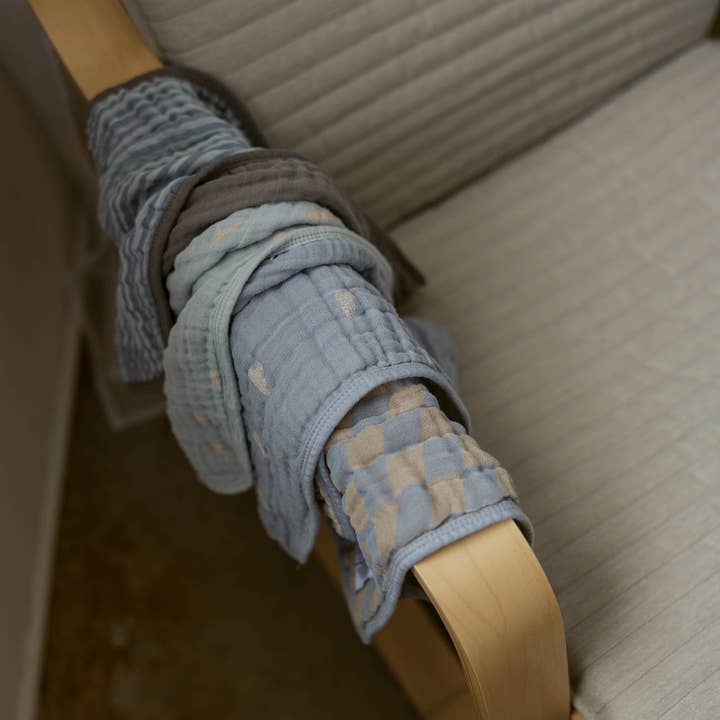 Cloud Set - Muslin Burp Cloths (4 Pack) for wholesale on Faire4