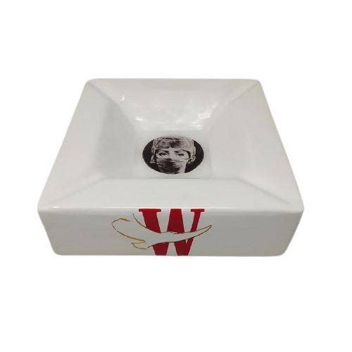 Posacenere in porcellana Rara Fornasetti anni '70/tasca vuota per la vendita all'ingrosso da parte di MadInteriorArt