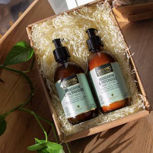 Amphora Aromatics Natural & Organic Bio-Soothe Bodycare Duo for wholesale by Beauty Goddess