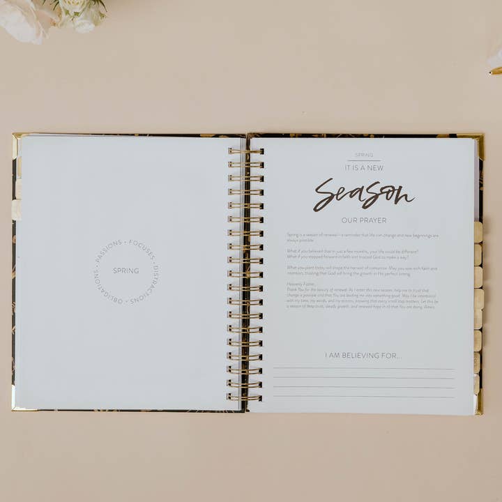 Horacio Printing - Wholesale Planner - 2026 Large Golden Floral Dream Planner (Timestamp Layout)12