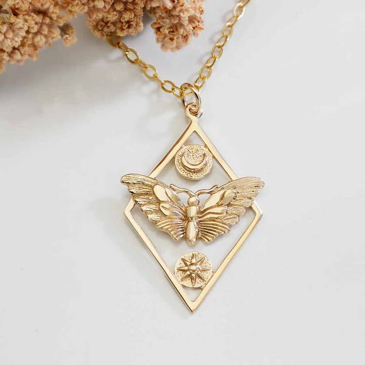 Nina Designs - Wholesale Halskettinghanger - Geometrische mottenketting van sterling zilver of brons1