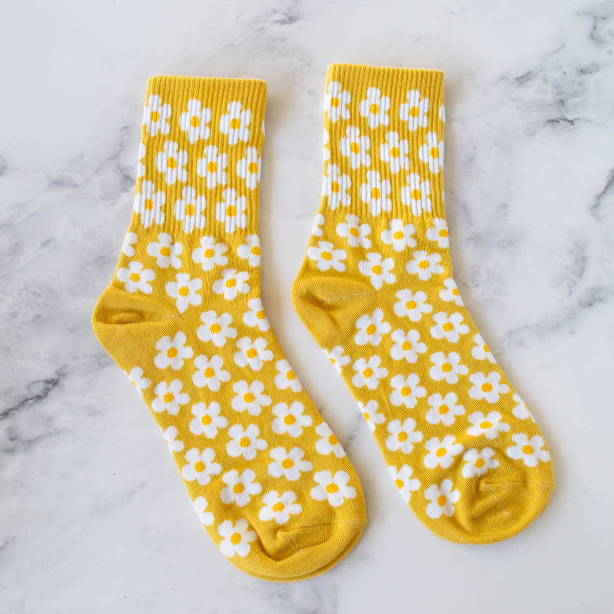 Tiepology - Wholesale Socks - Women's - Full of Daisy Casual Socks0