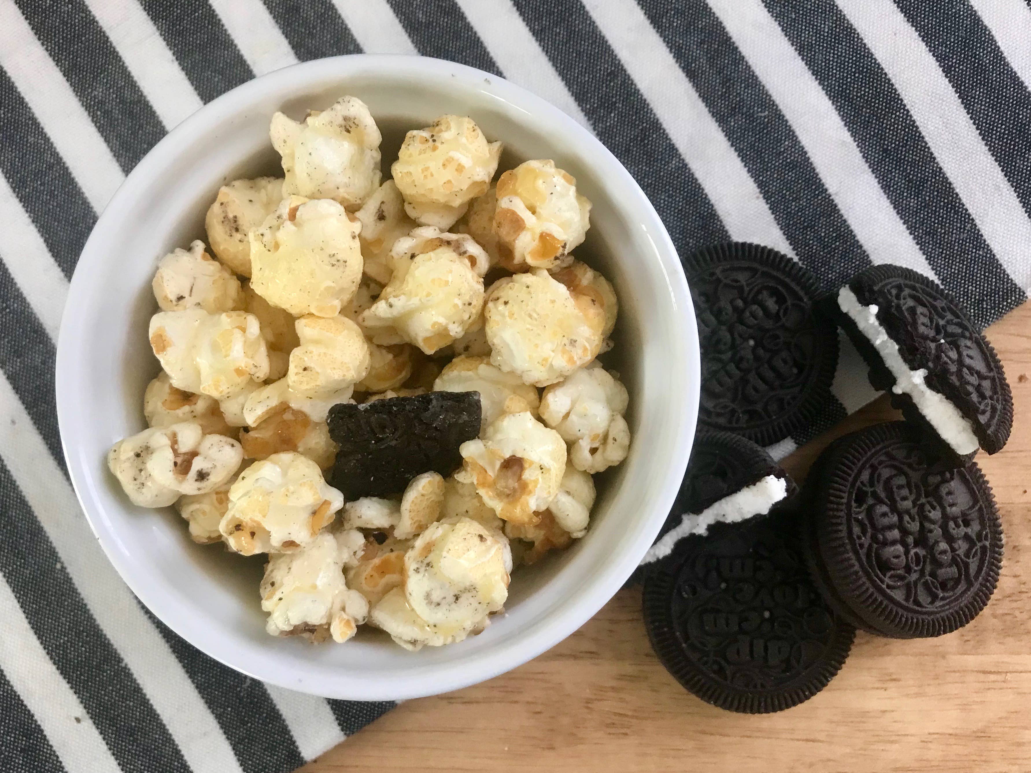 Al's Delicious Popcorn - Wholesale Popcorn - Cookies 'n Creme Popcorn - 8.5oz1