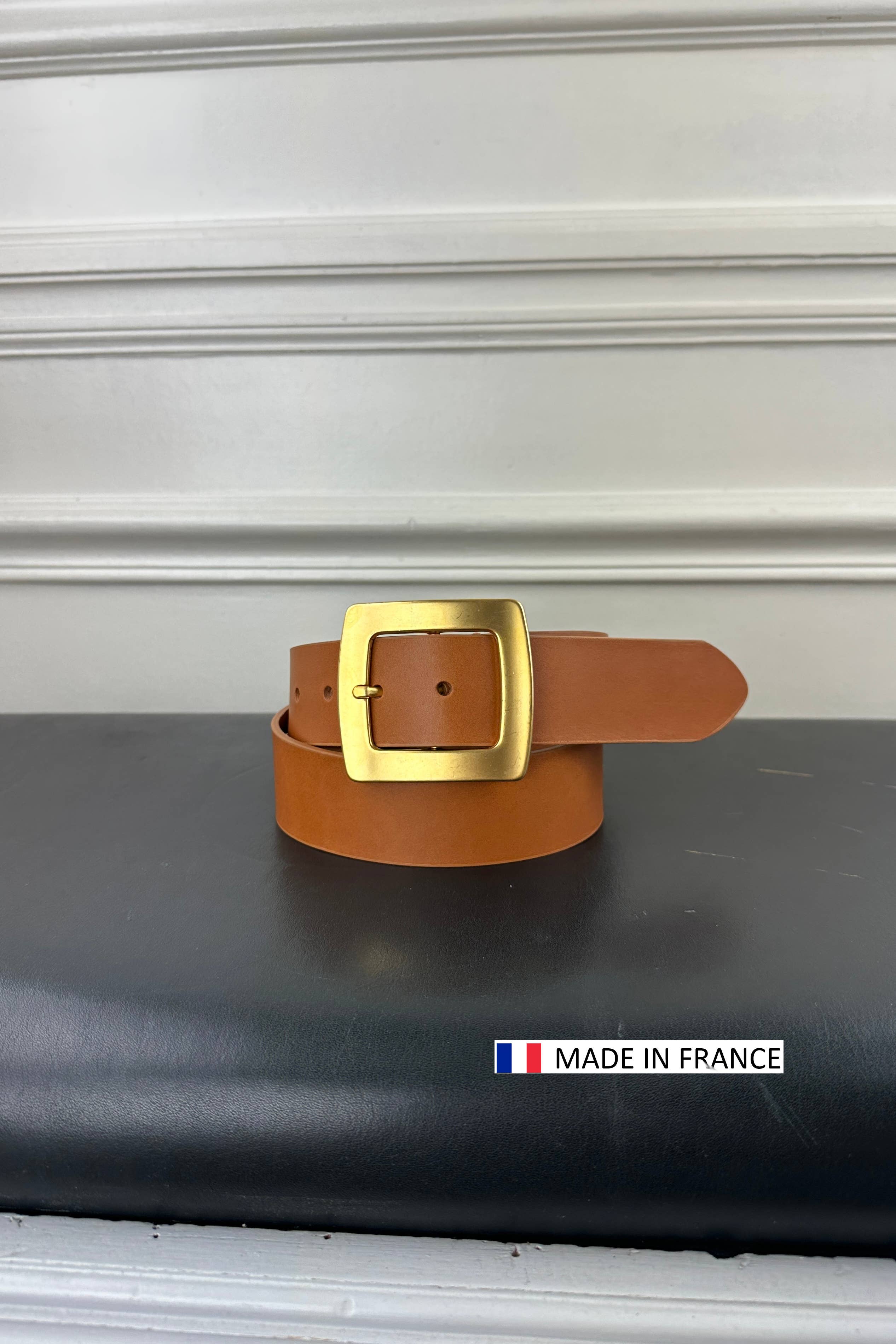 JULIA PARIS – wholesale Belt – Women's – Smooth cowhide leather belt 40mm - matte gold square buckle1