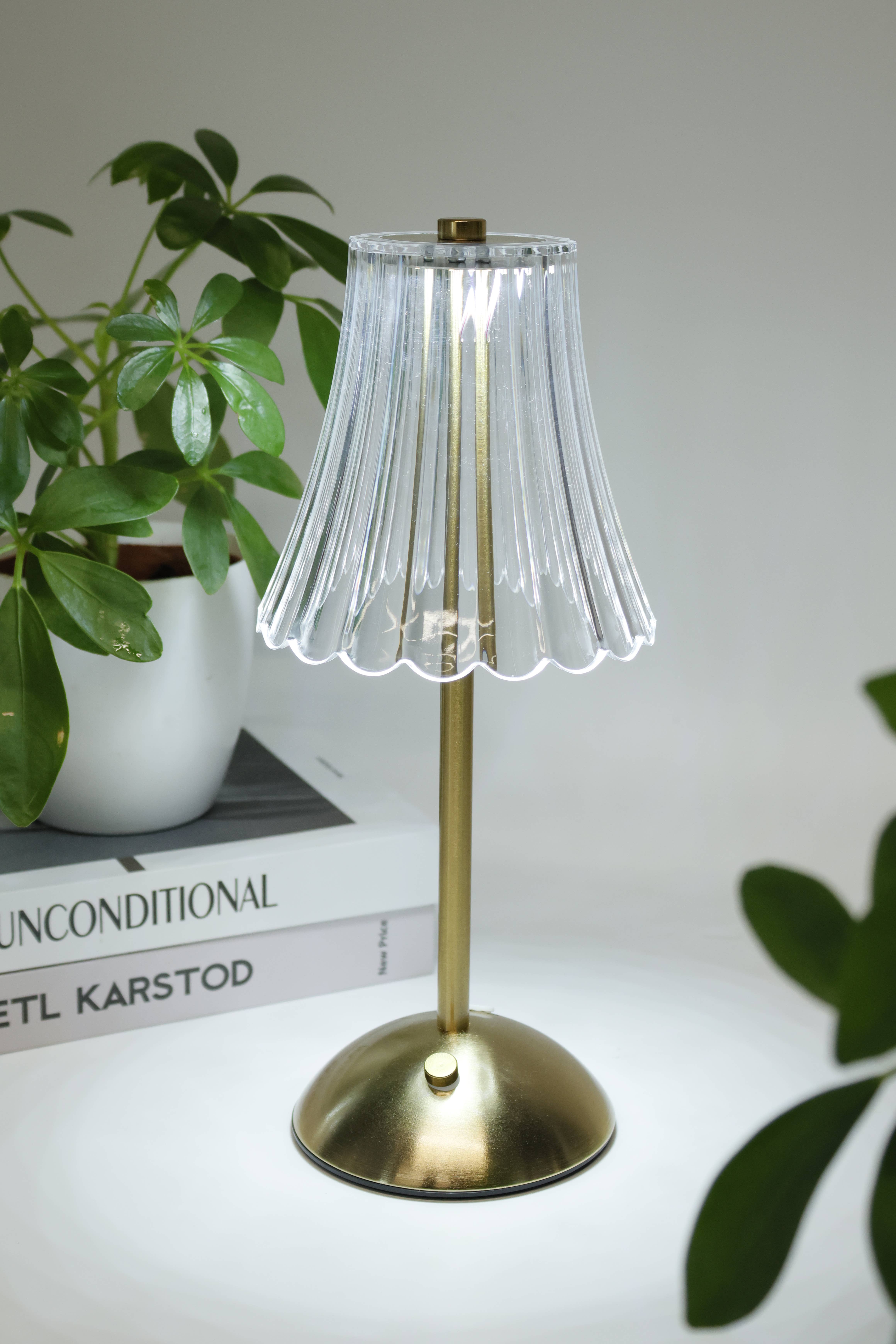 LAX Gadgets - Wholesale Accent/Desk Lamp - Crystal LED Lamps – Gold (Tubular & Classic Styles)6