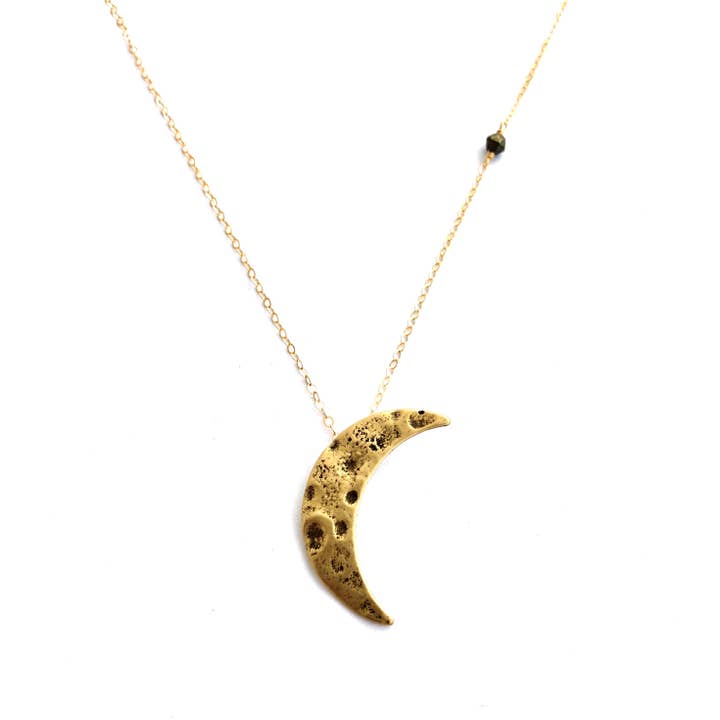 CLP Jewelry - Wholesale Pendant/Charm Necklace - Crescent Moon Necklace