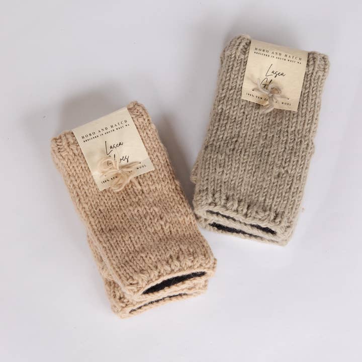 Hobo and Hatch - Wholesale Gloves - Women's - Classic Fingerless Gloves // Natural