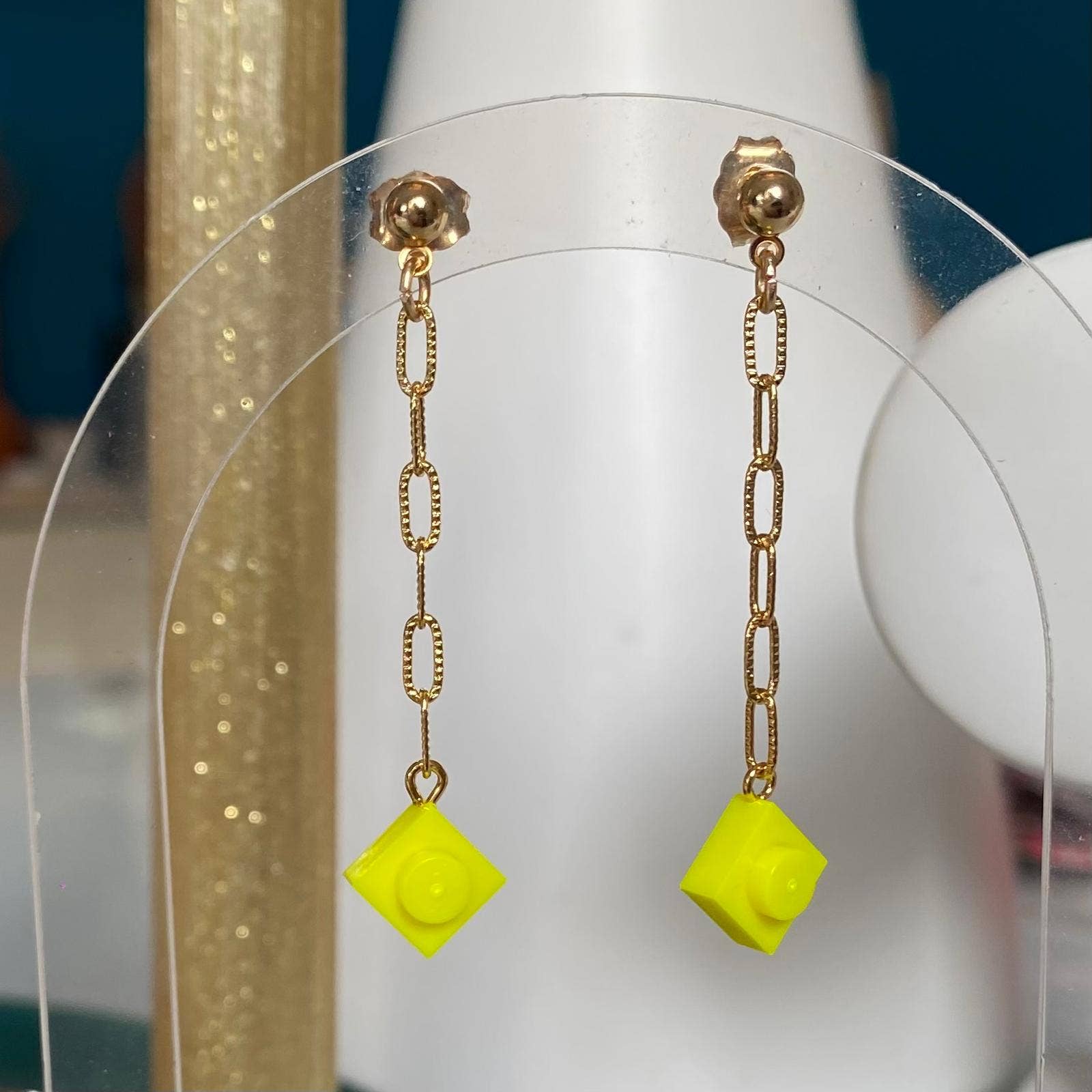 Brique d'Oreille – wholesale Hängande örhängen – Hängande örhängen kedja & Lego®-kloss - Les Virevolteuses6