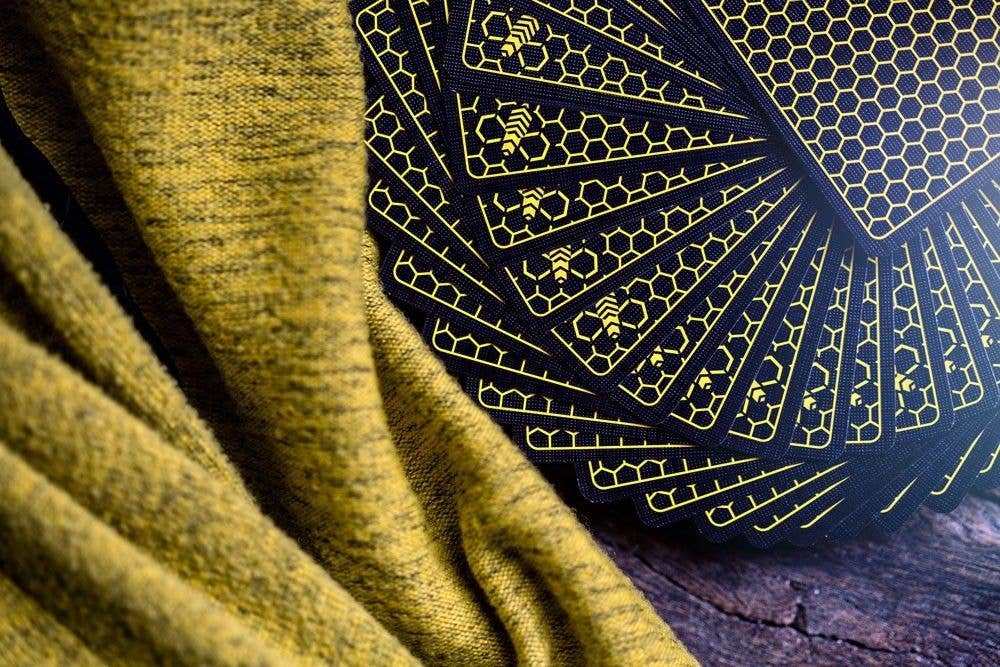 Cardshouse - Vendita all'ingrosso Carte da gioco - Carte da gioco Ellusionist Killer Bees V24