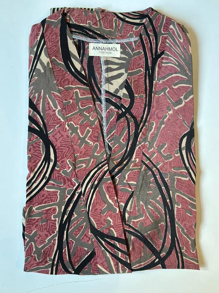 Annahmol - Wholesale Blouse - Women's - Vintage Silk Kimono Top: Free Size: BEST SELLERĀ : OOAK30