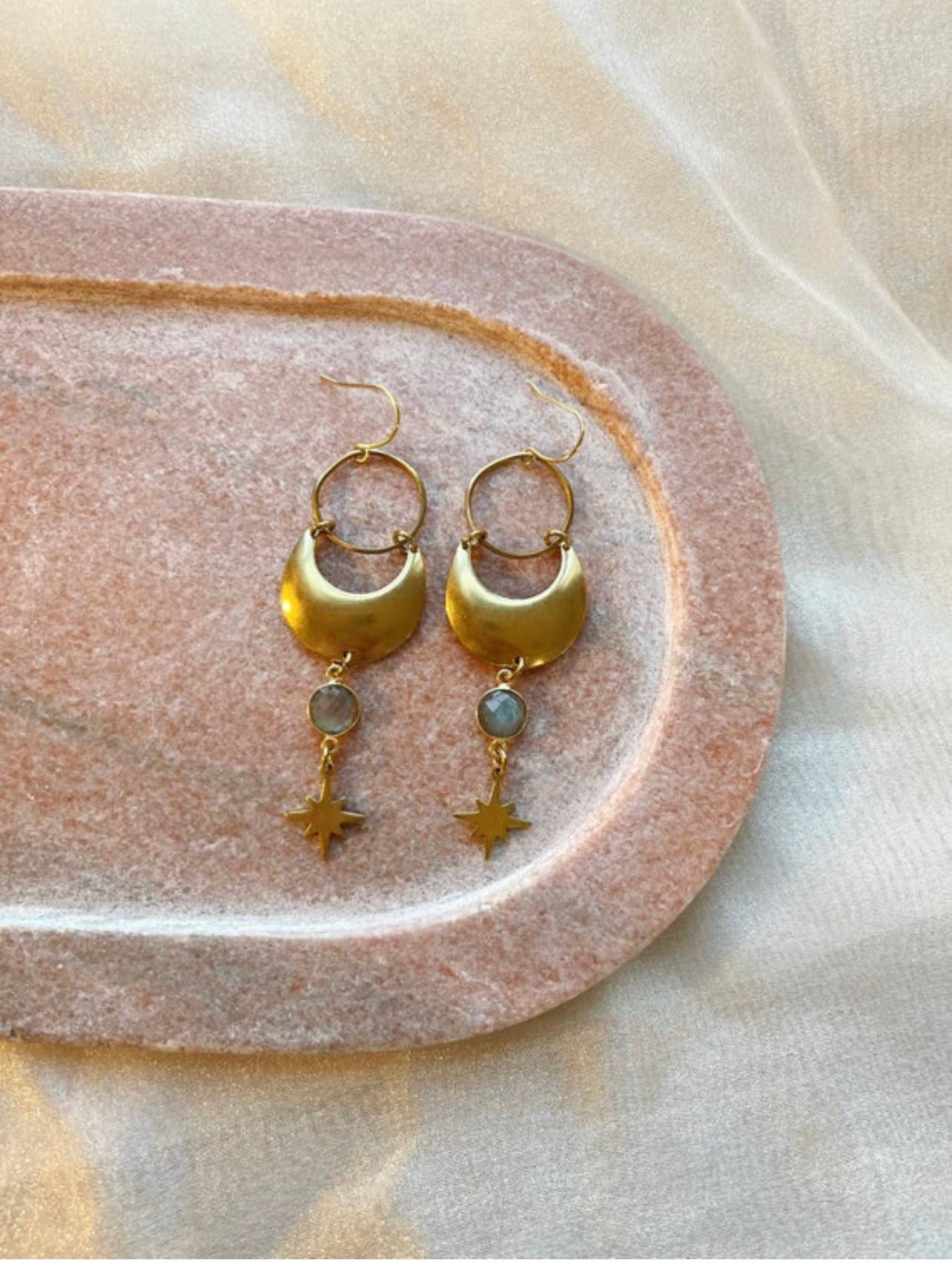 Flatwoods Fawn - Wholesale Dangle Earrings - Star Dancer Earrings0