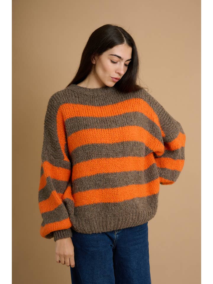 AMELÉ - Wholesale Knit Sweater - Women's - Soft striped sweater1