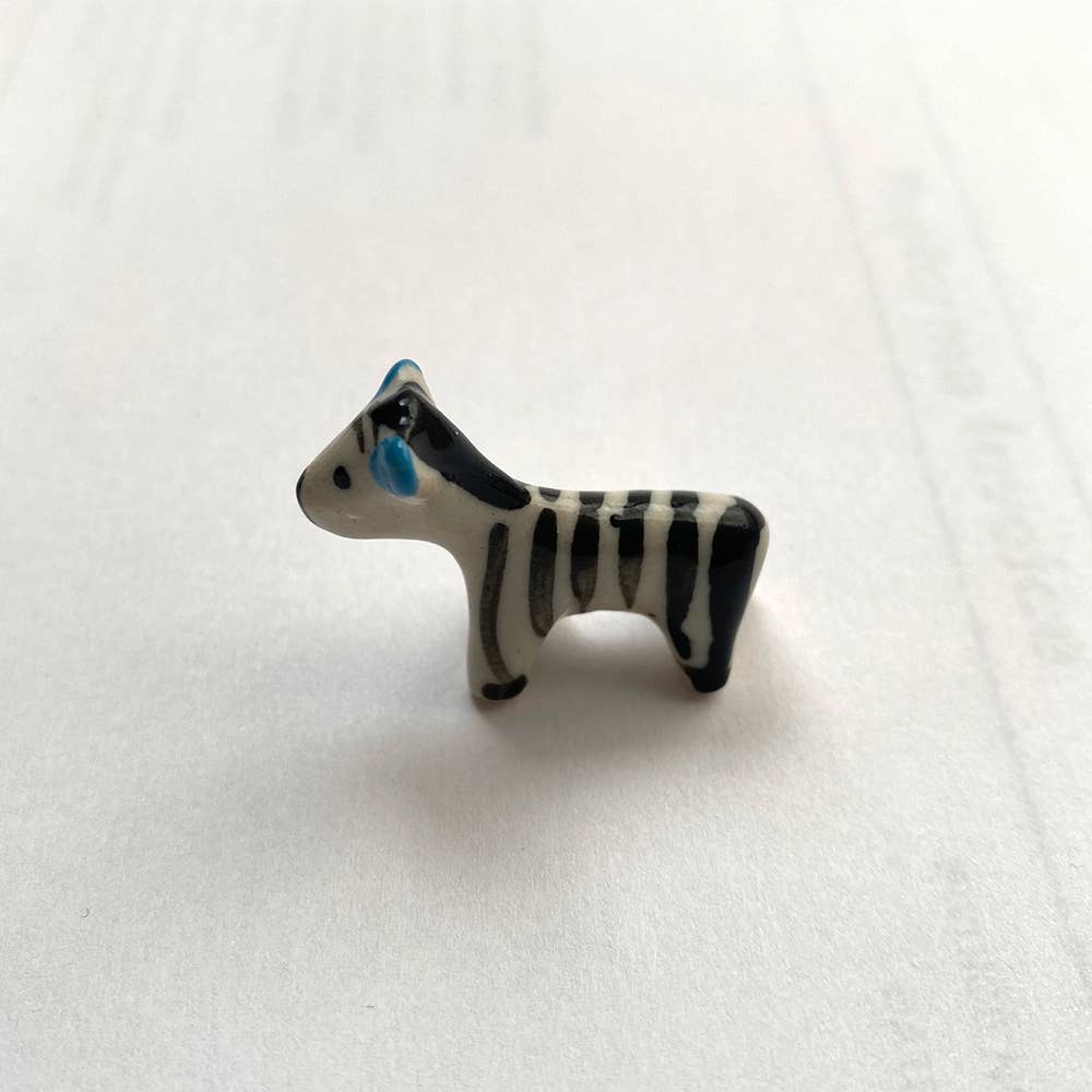 VIE - Wholesale Decorative Figurine - Mini Ceramic Figurine, Assorted Colour, Approx. 2cm238