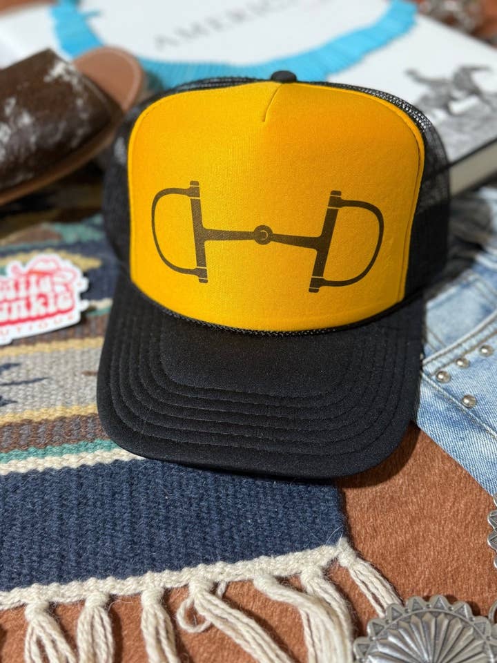 Casquette de camionneur Western Horse Bit pour la vente par Wild Junkie
