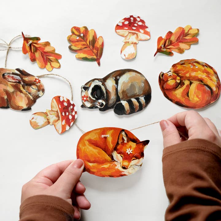 Doro Marcello - Wholesale Bunting/Garland - Woodland Animals Paper Garland | DIY Craft Kit | Fall Decor3