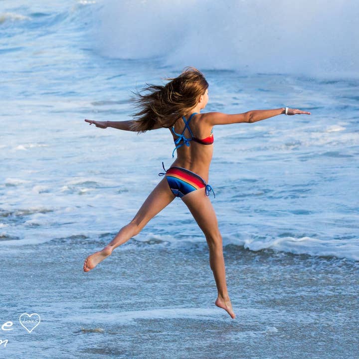 Chance Loves - Wholesale Two Piece Swimsuit - Kids - Girls Tween | TWO-PIECE | Striped Swimsuit | Halter Style3