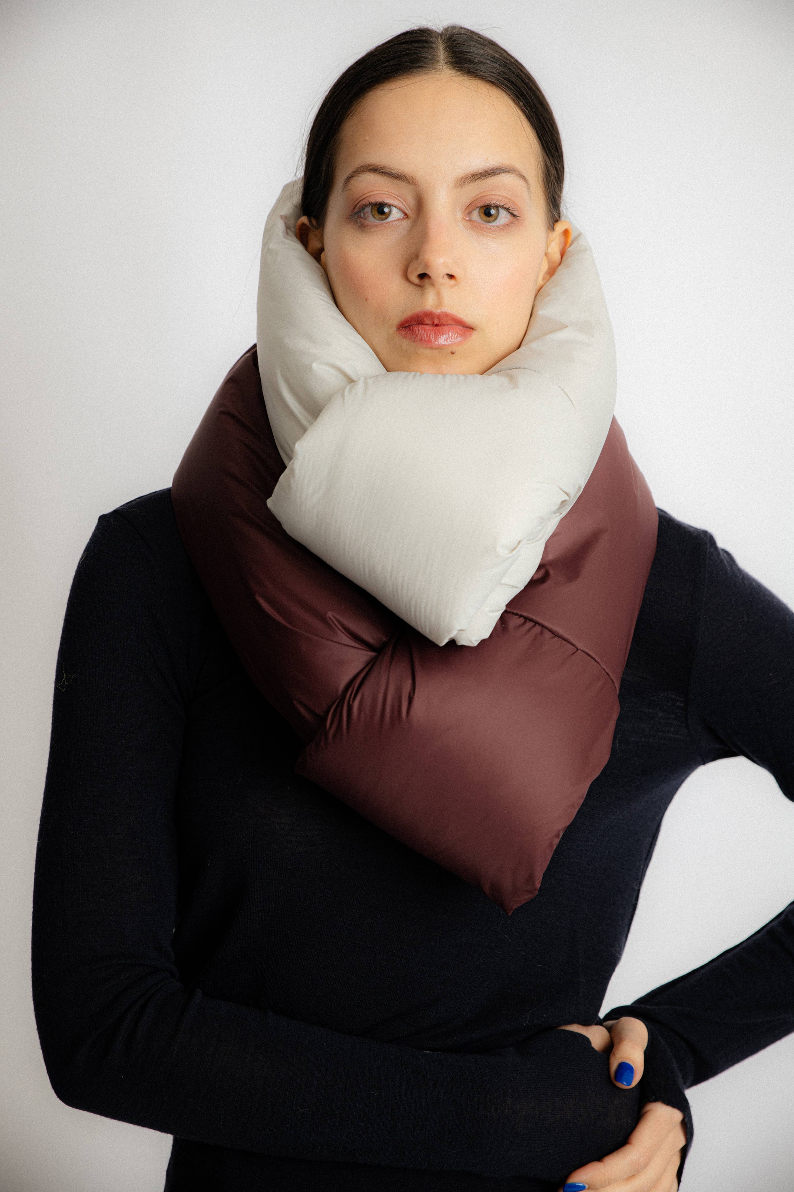 Abstract - Wholesale Scarf - Women's - Mini padded water repellent nylon scarf14