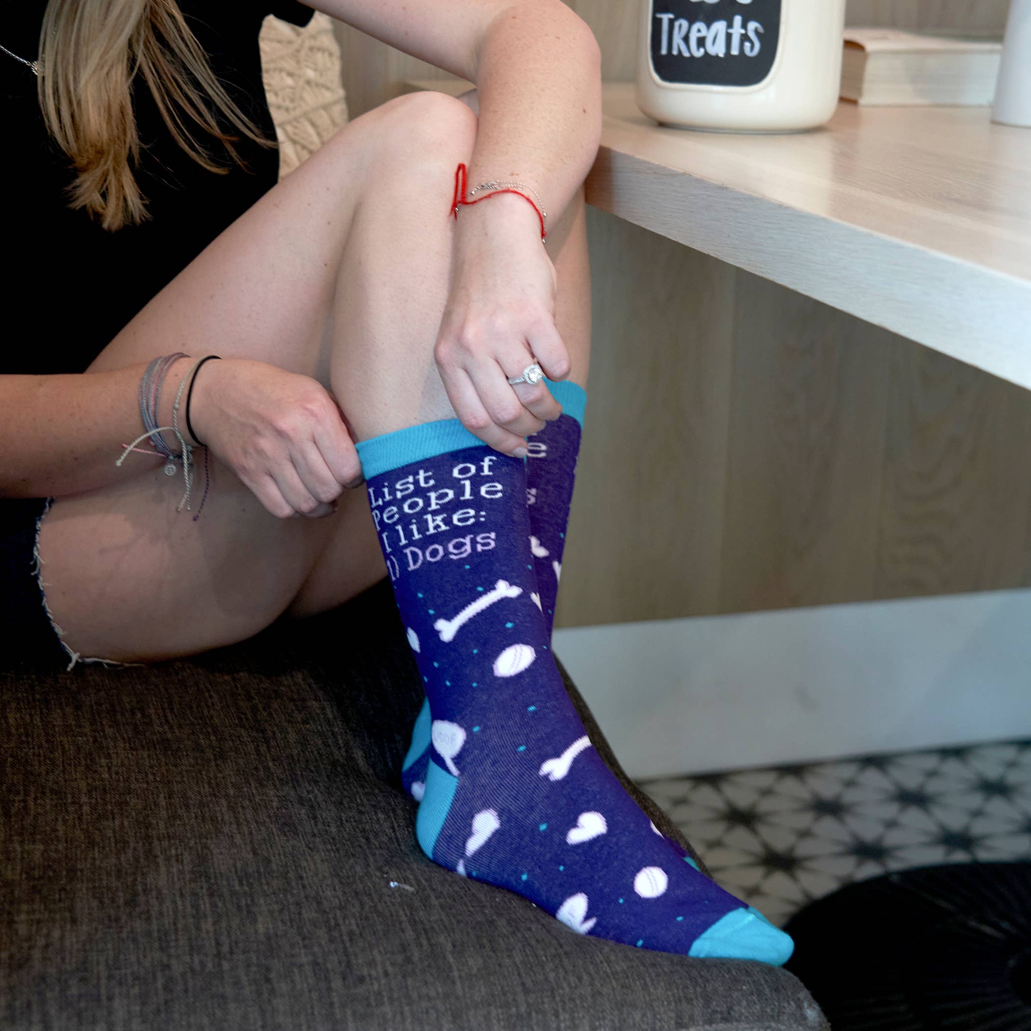 Boogie Toes - Wholesale Socks - Unisex - People I Like Dogs - Adult sock - One Hit Wonders - Size M2