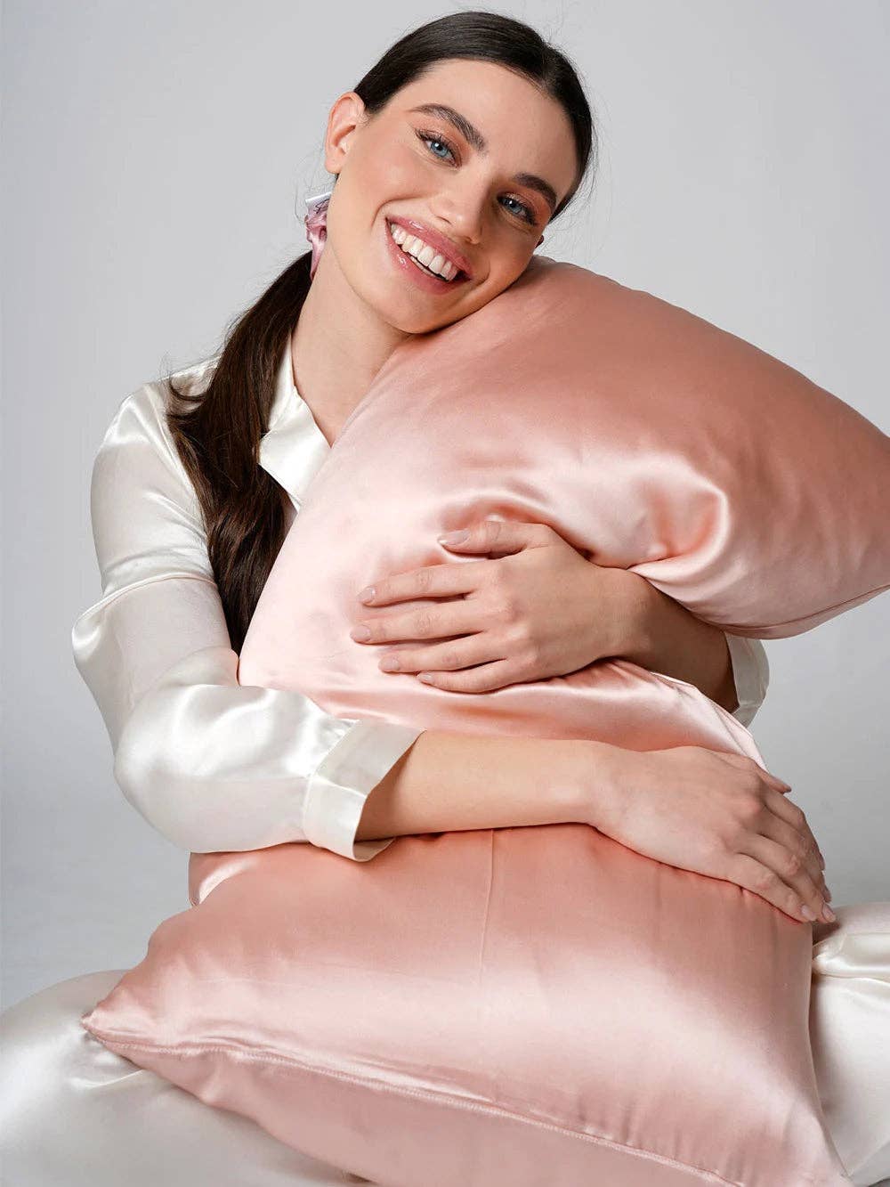 Francine Hair Care - Vendita all'ingrosso Maschera per dormire - Federa in Seta di Gelso1