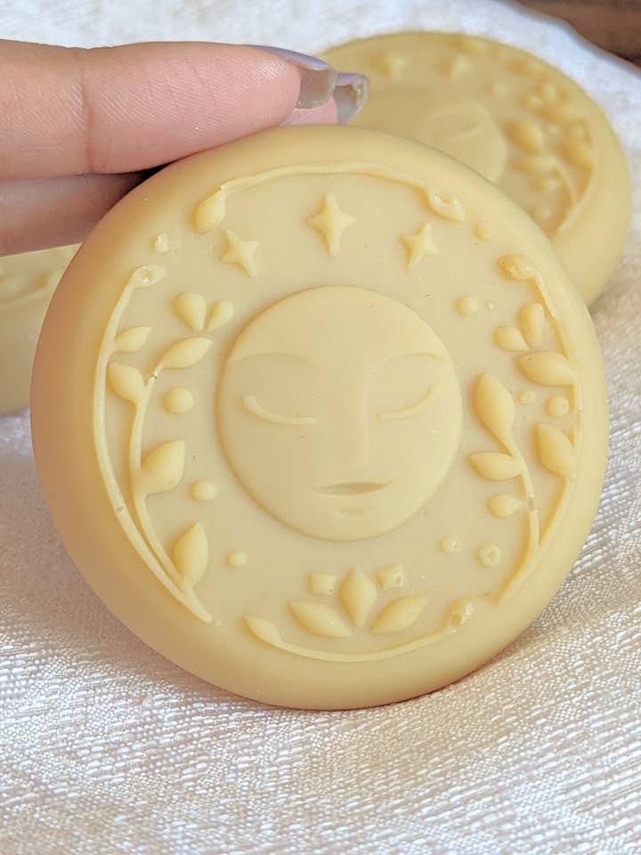 Facial Healing soap for wholesale by Aroma Mora