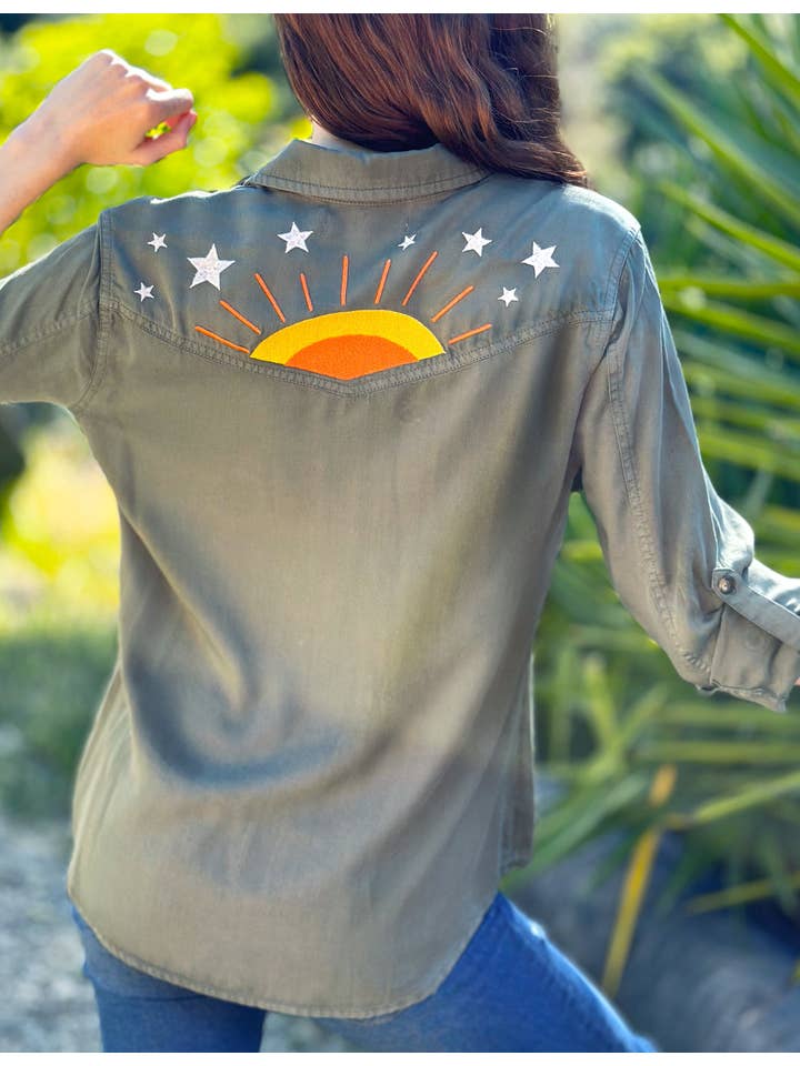 Olive doux Chemise Hello Sunshine en vente sur Faire1