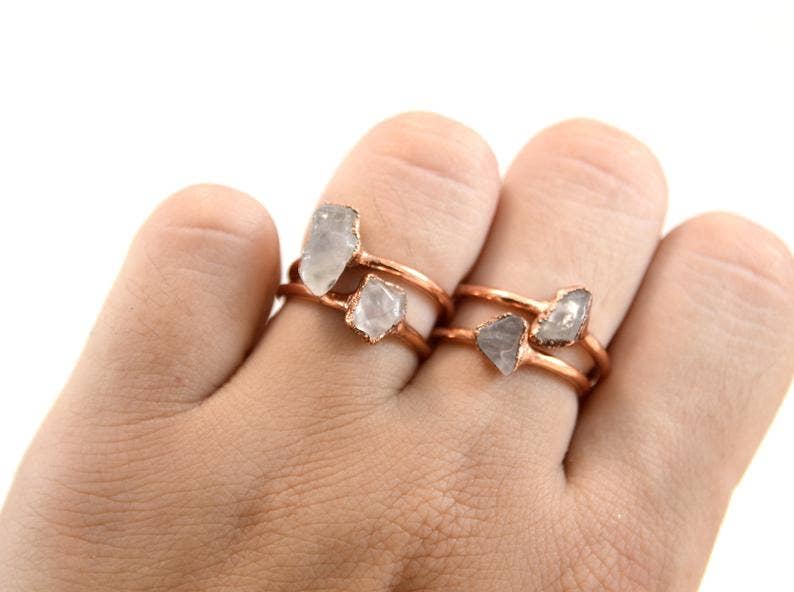 Daddy Daughter Jewelry – Großhandel Cocktail-/Statement-Ring – Zierlicher Kupfer-Rosenquarz-Ring | Love Stone Rosa Rosenquarz7