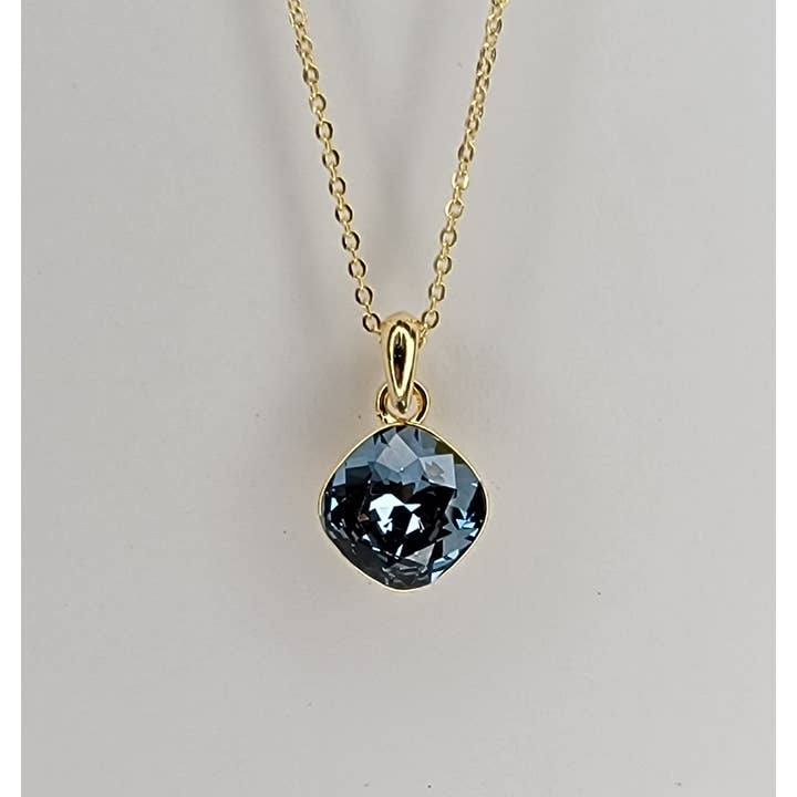 BETTYOH INC – wholesale Hänge-/berlockhalsband – SWAROVSKI KRISTALL CHARMHALSBAND.5