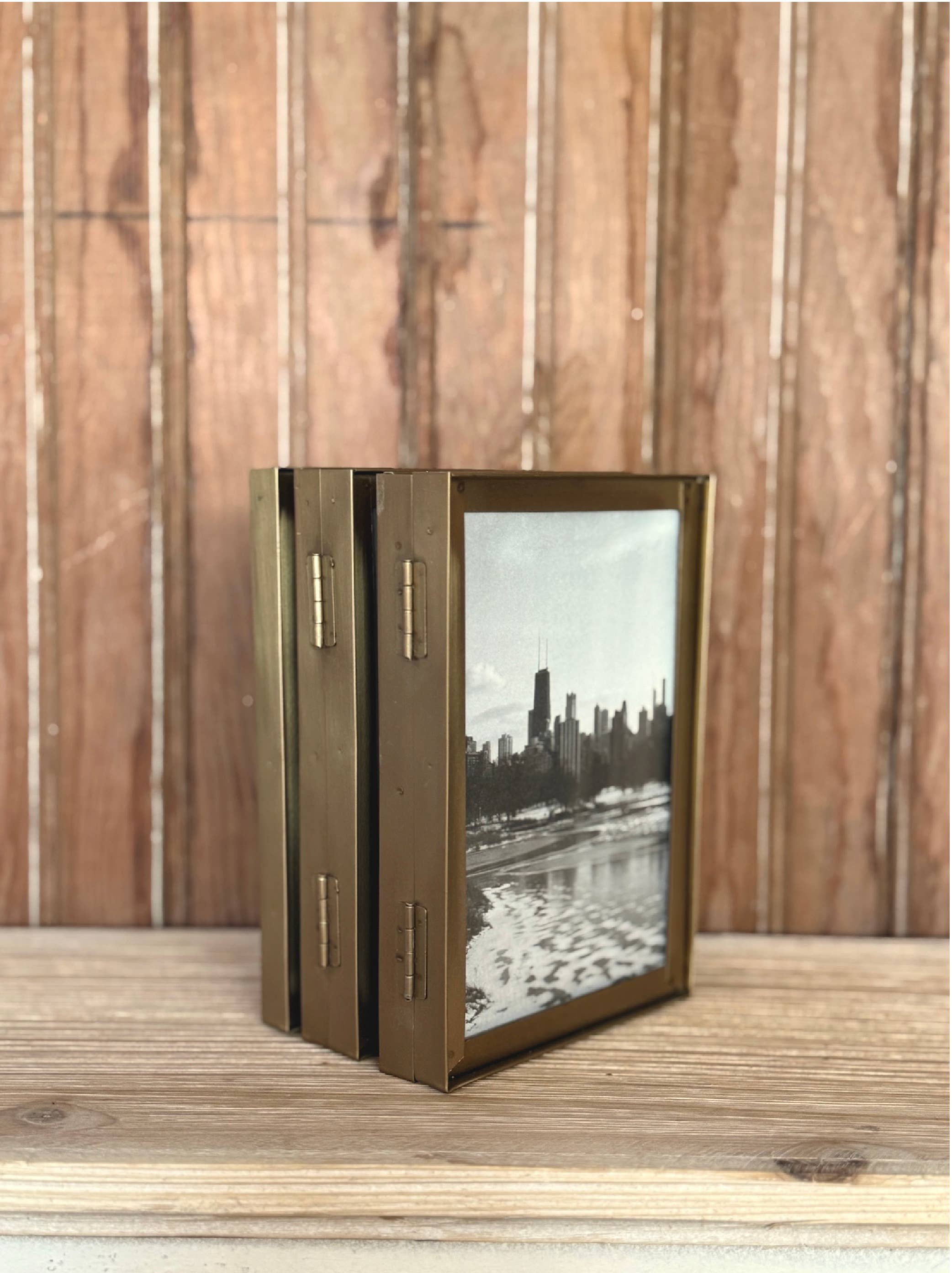 Made Market Co. – wholesale Picture frame – Oversized Hinged Gold Photo Frame 4x68