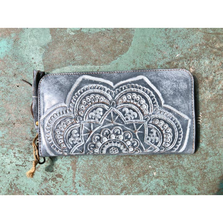LEADERS IN LEATHER - Wholesale Wristlet - Zip Around Tooled Leather Wallet with Detachable Wristlet5