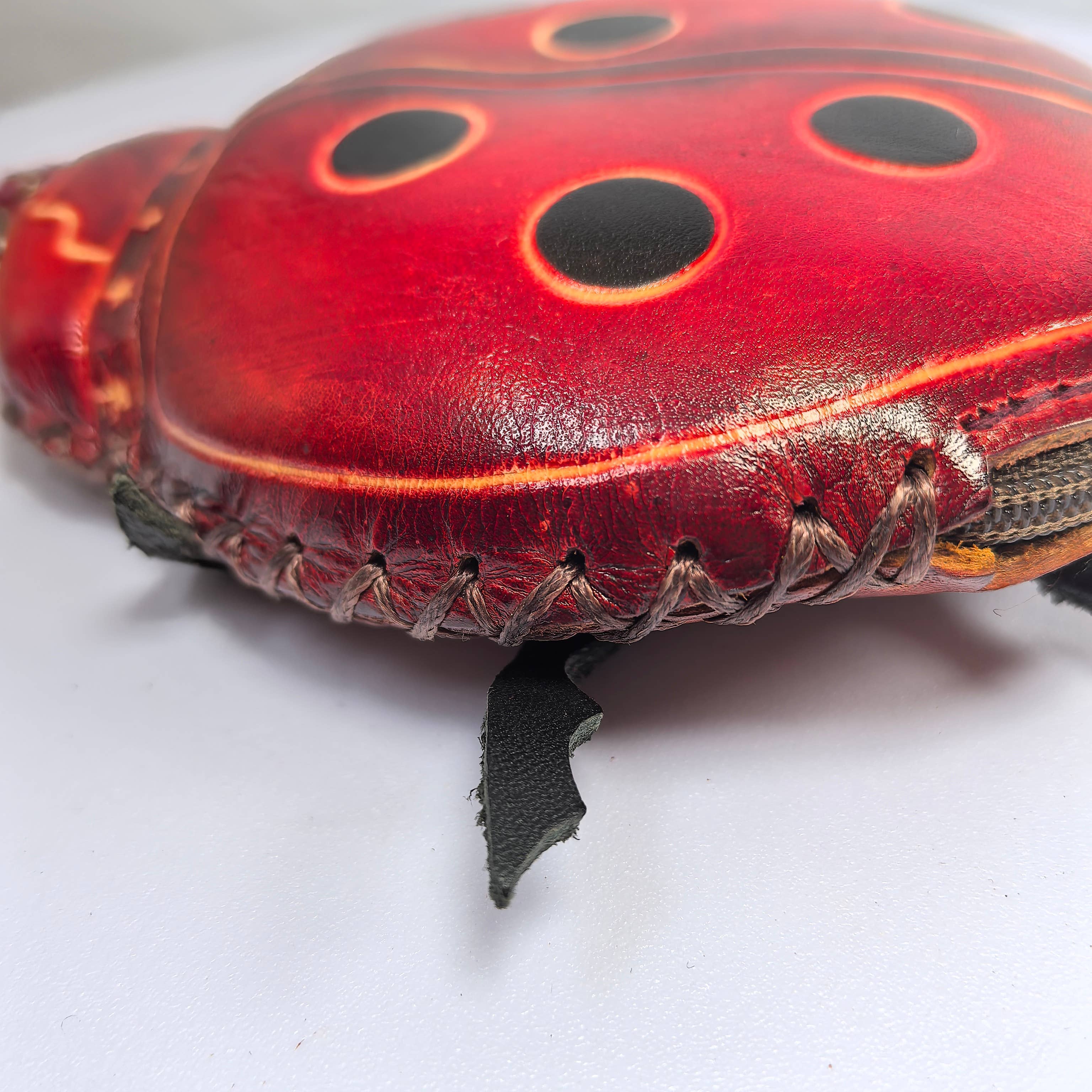 Sunflower Handmade leather inc – wholesale Coin purse – Women’s – Ladybug Wristlet Leather Coin Purse Wallet6