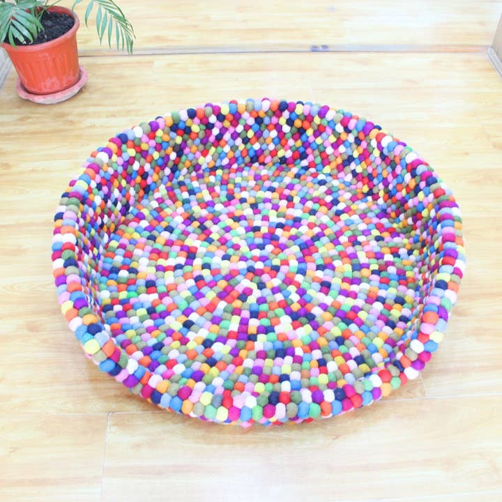 Woollyfelt - Wholesale Pet bed – Dog - Cozy Modern Felt Dog Basket Bed - Premium Pet Couch3