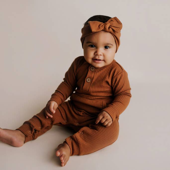 Three Little Tots - Wholesale Rompertje - Baby - Baby ribgebreide romper met zakken15
