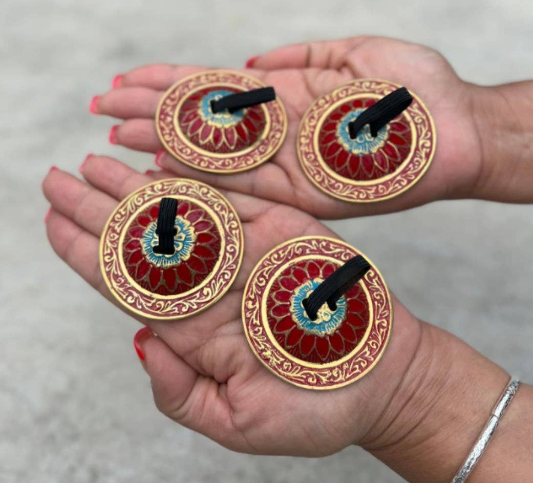 Lungta Imports - Vendita all'ingrosso Strumenti musicali - 2 paia di piatti da dito in ottone a forma di fiore di loto Zills per pancia 14