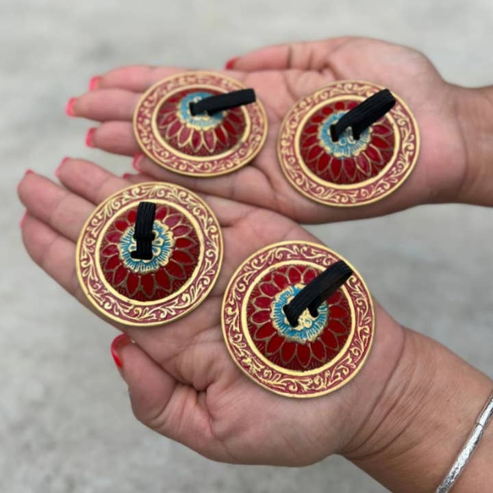 Lungta Imports - Vendita all'ingrosso Strumenti musicali - 2 paia di piatti da dito in ottone a forma di fiore di loto Zills per pancia 14