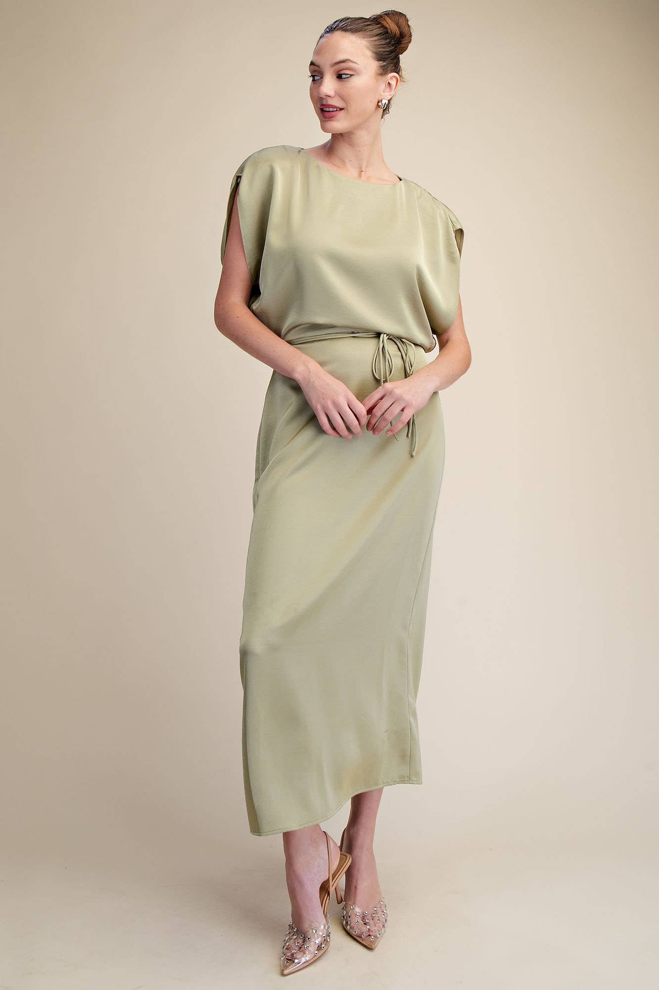 Glam - Wholesale Dress - Women's - Round Neck Waist Tie Back Slit Midi Dress1