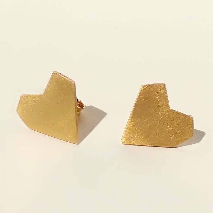 24K vergulde geometrische hartstuds voor wholesale door tothemetal