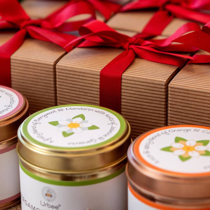 Lavender & Bergamot EO - Soy candle Valentine's Gift 200ml for wholesale by Urbee