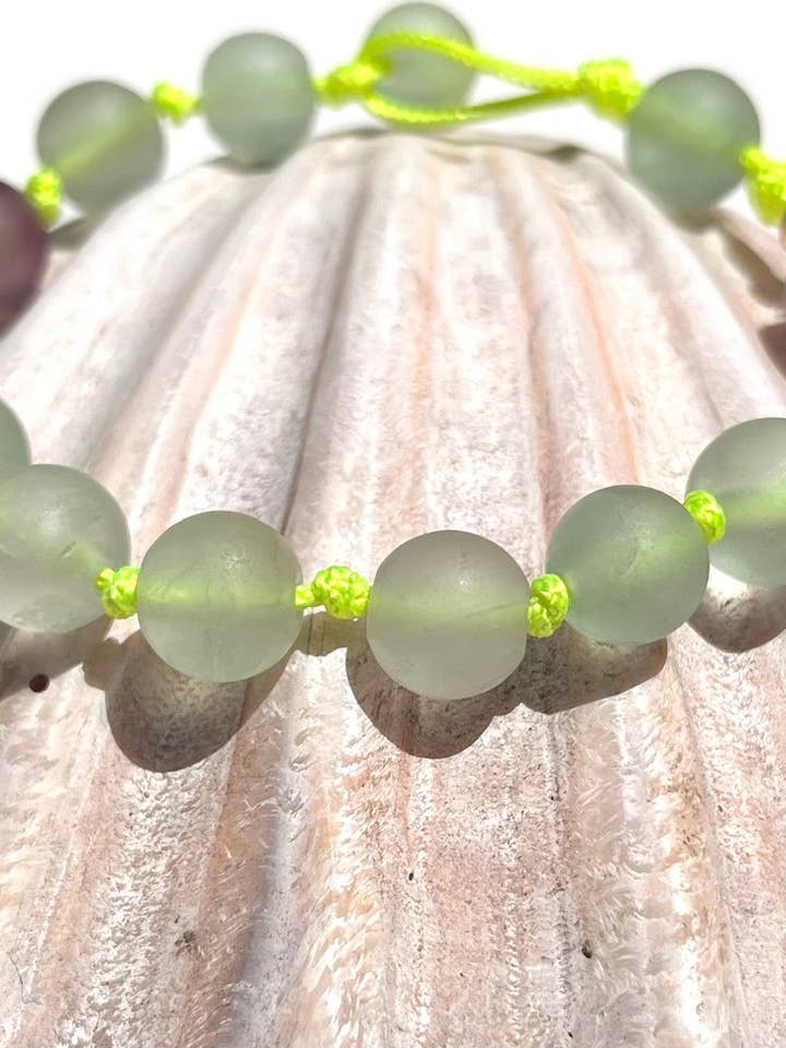 Neon Knotty armbånd for engroshandel hos Heather Kahn