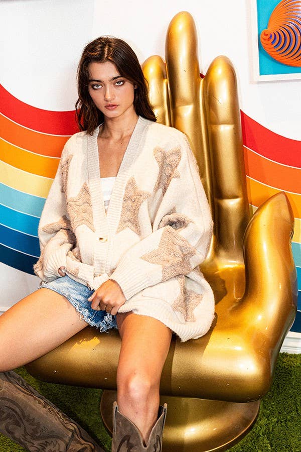 BUCKETLIST INC - Wholesale Cardigan - Women's - IT1670 Oversized Star Pullover Sweater Cardigan30