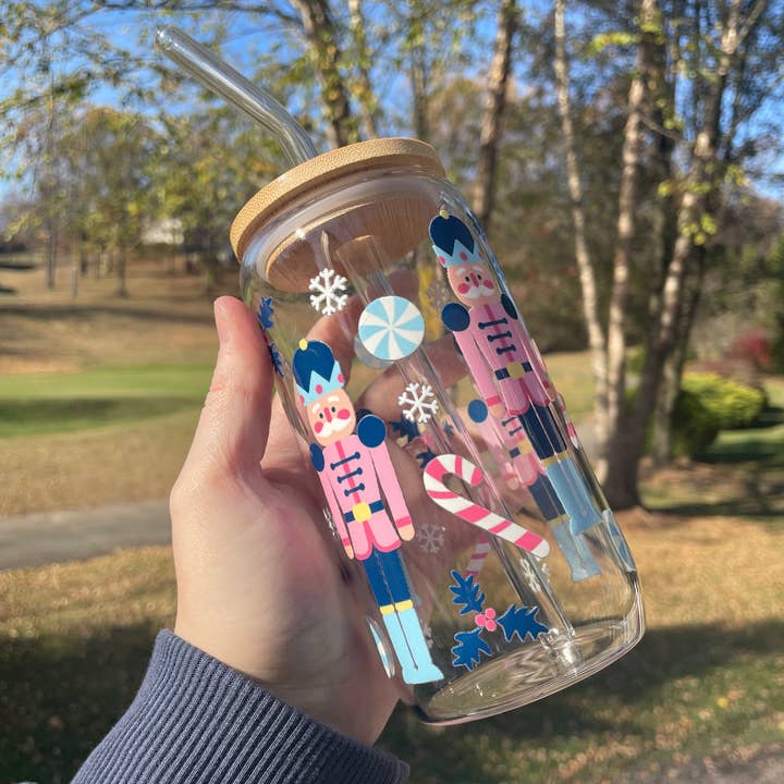 DesignedbyKendal - Wholesale Drinking Glass/Cup - Blue Nutcrackers Holiday Glass Cup with Bamboo Lid and Glass Straw