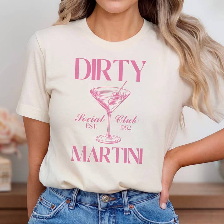 T-shirt graphique Dirty Martini Social Club pour la vente par DaisyChainDesignCo