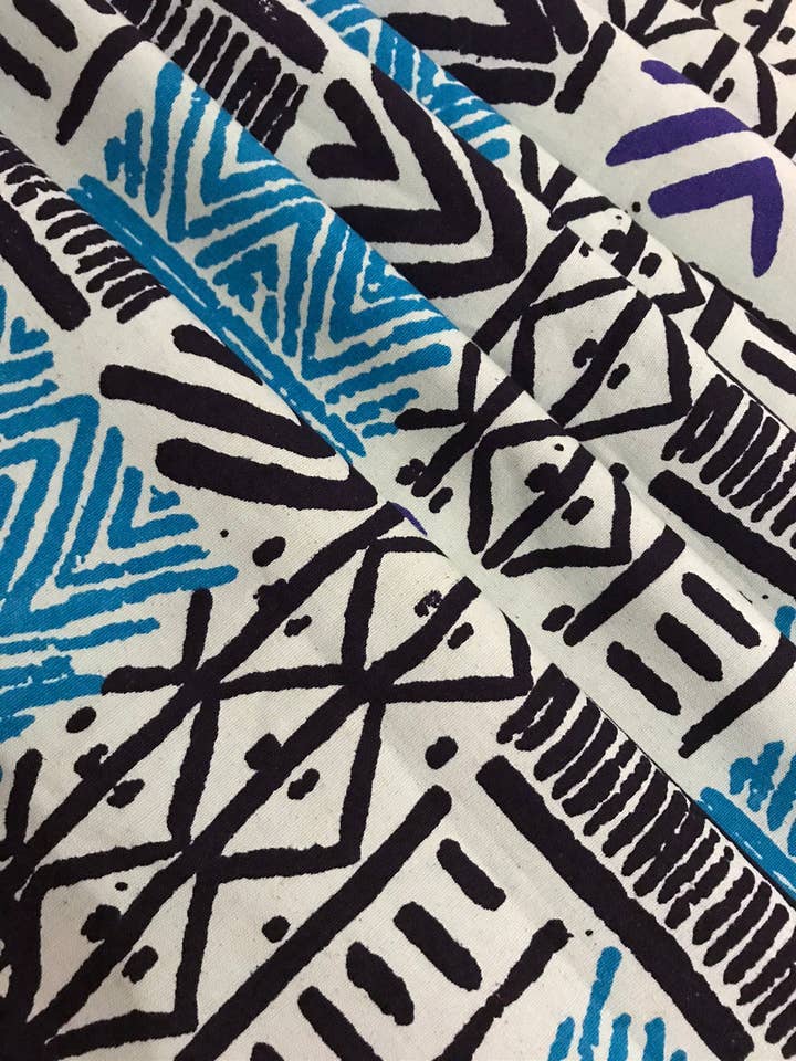 BOGOLAN WOODIN 3 METER BÜNDEL AUS STOFF MIT AFRIKA-MUSTER für den Großhandel von ASKA London