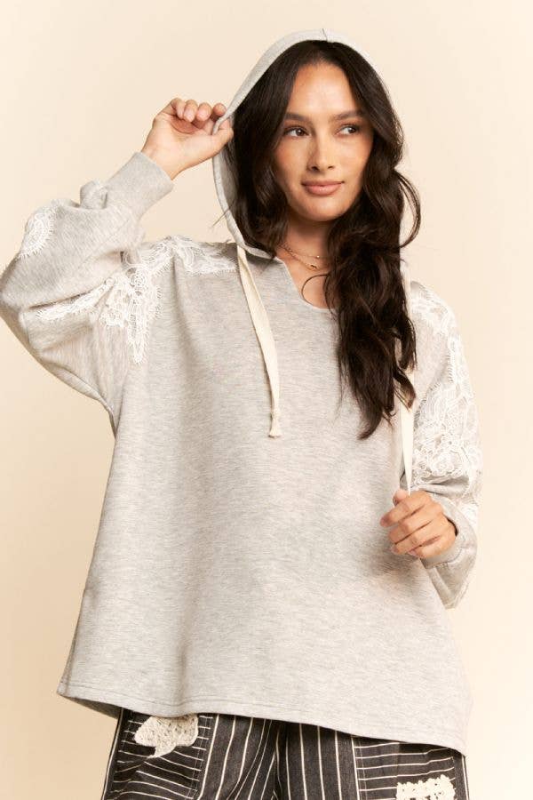 Davi & Dani – Großhandel Hoodie – Damen – HOODIE MIT SPITZENDETAIL UND LOCKERER PASSFORM UND LANGEN ÄRMELN