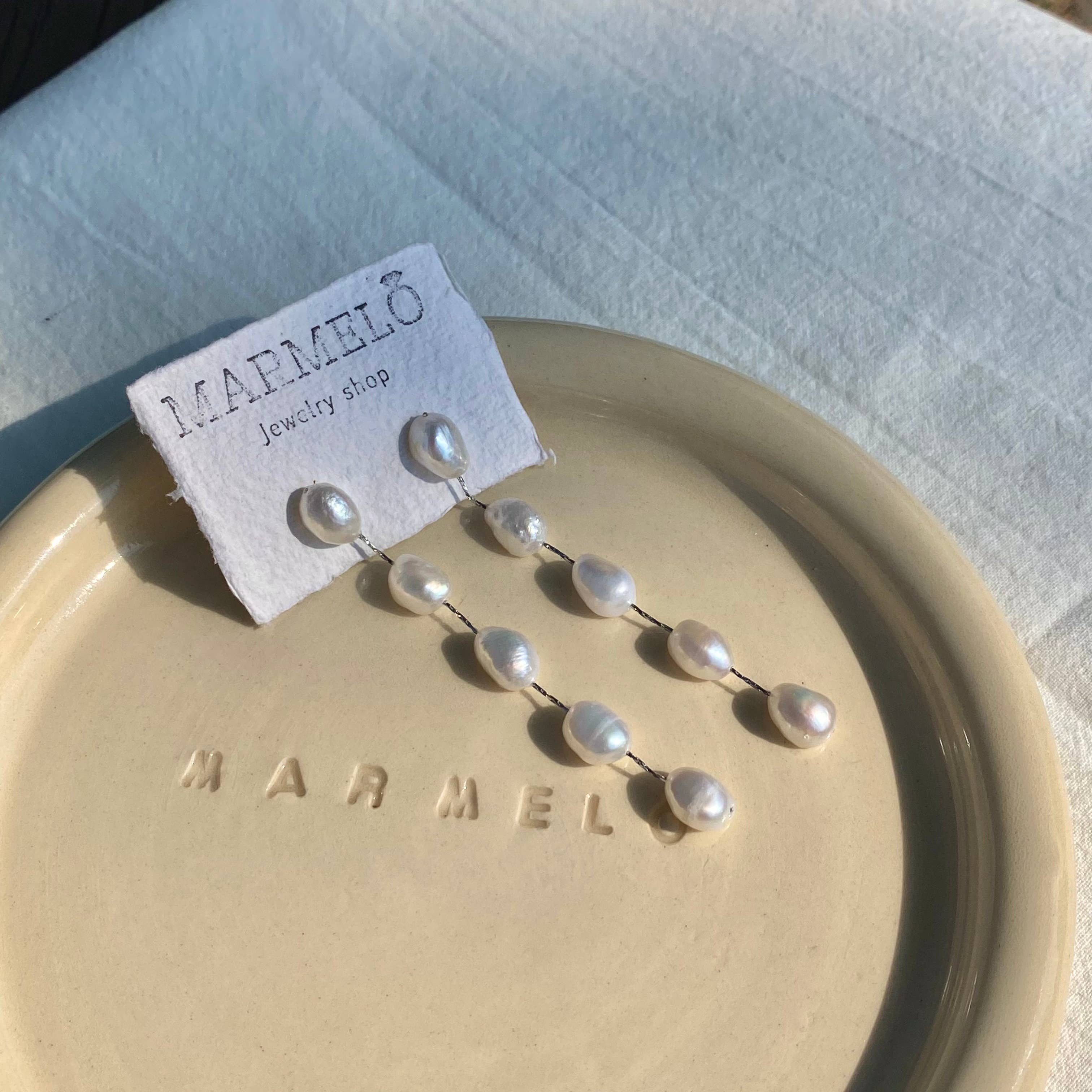 MARMELO - Wholesale Hangende/ronde oorbellen - Lineaire oorbellen met lange druppeltjes in zoetwatercultuur7