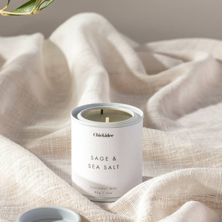 Salvie & Havsalt Neutral Kerne Bevidst Lys for engroshandel hos Chickidee