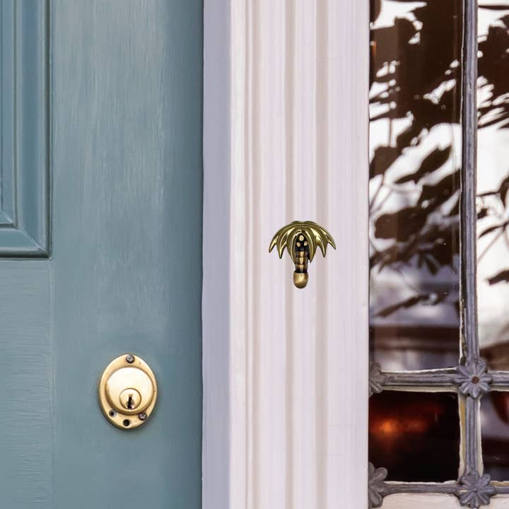 Michael Healy Designs – wholesale Door hanger – Palm Tree Doorbell Ringer
