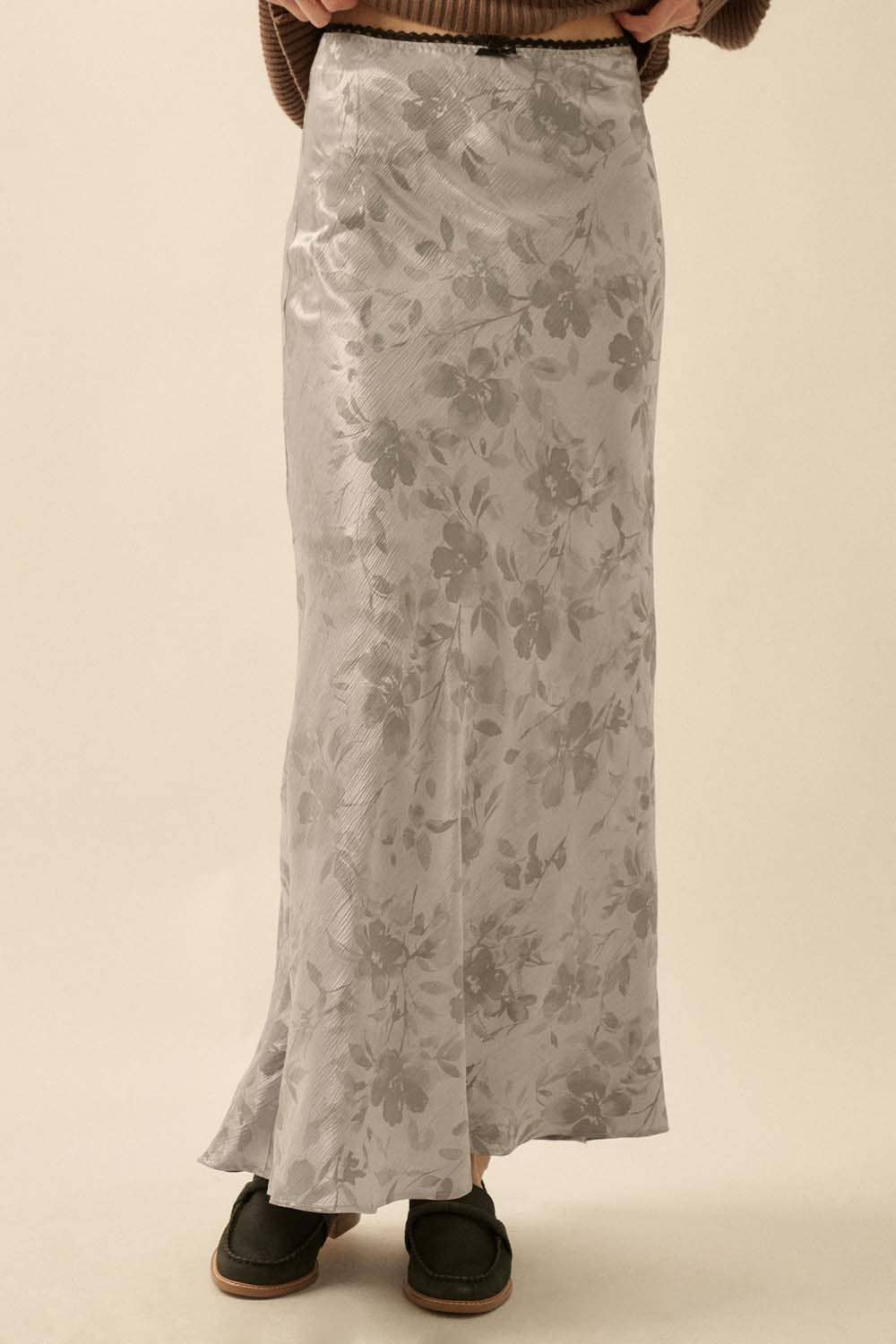 Promesa USA - Wholesale Skirt - Women's - Floral-Print Bias-Cut Satin Maxi Skirt9