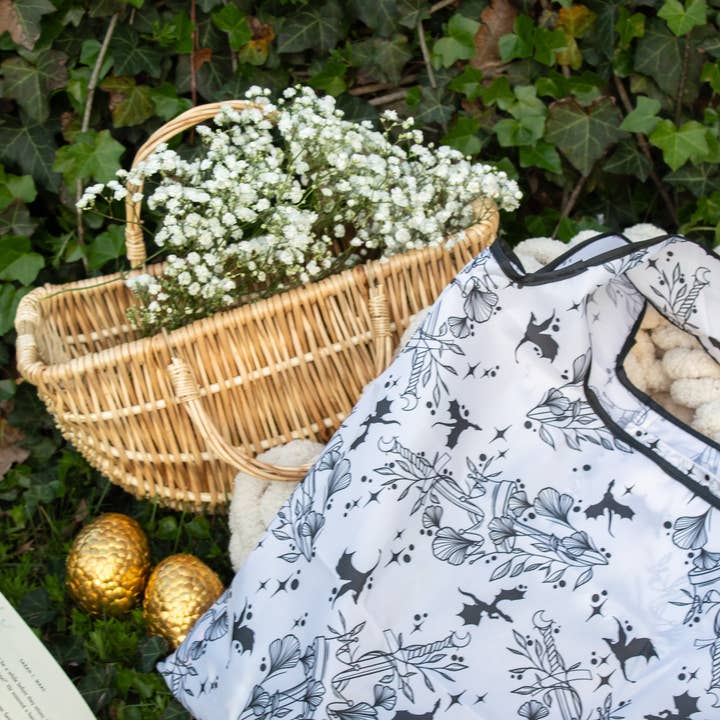 Meaggie Moos - Wholesale Grocery/shopping bag - Ivory Swords | Reusable Bookish Foldable Grocery Tote Bag9