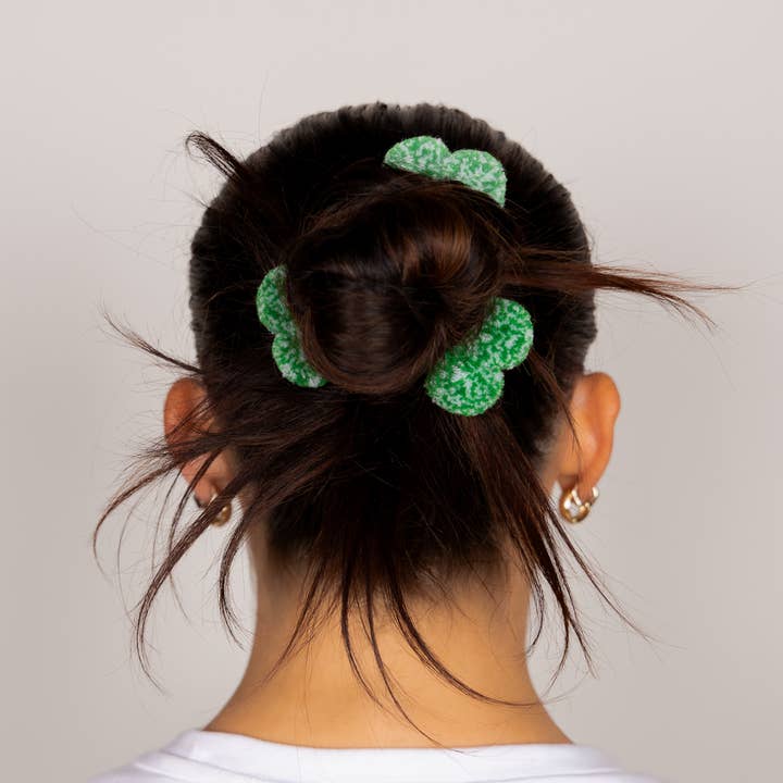 Double Pom - Wholesale Hair Tie - Hair Tie w/ Double Kelly Green Confetti Poms 3-Pack1